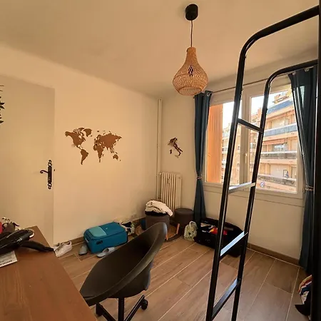 Les Naiades Apartment